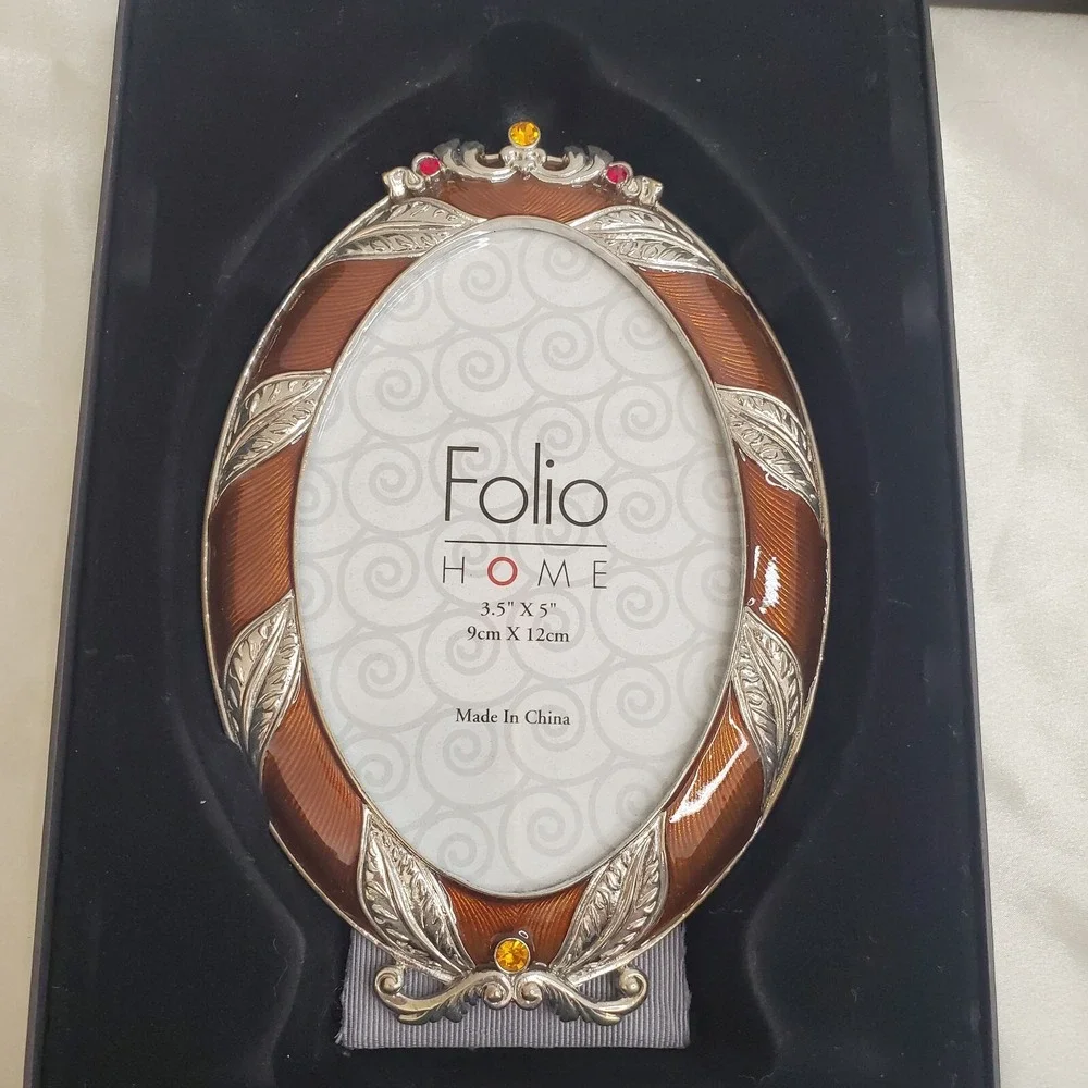 Folio Home Enamel‎ Austrian Crystal Oval Picture Frame New Open Box
